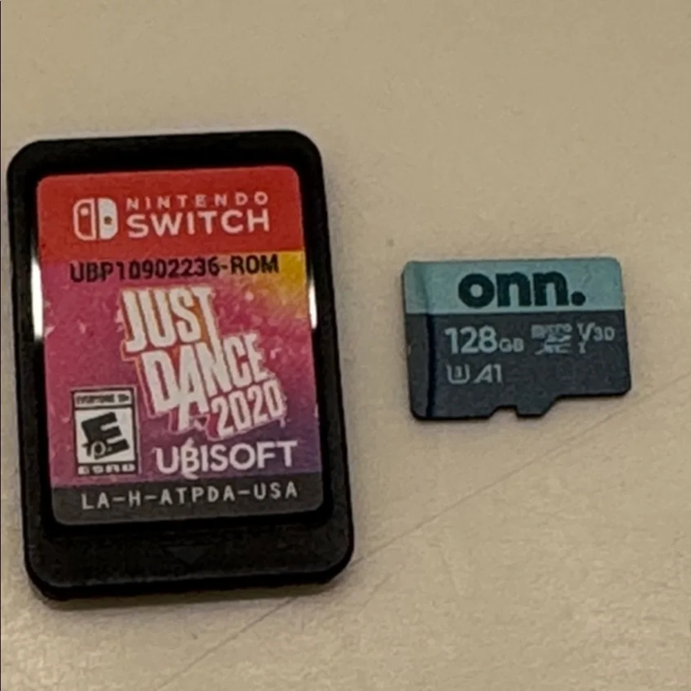 Nintendo Switch 28gb Micro SD Just Dance 2020 Bundle